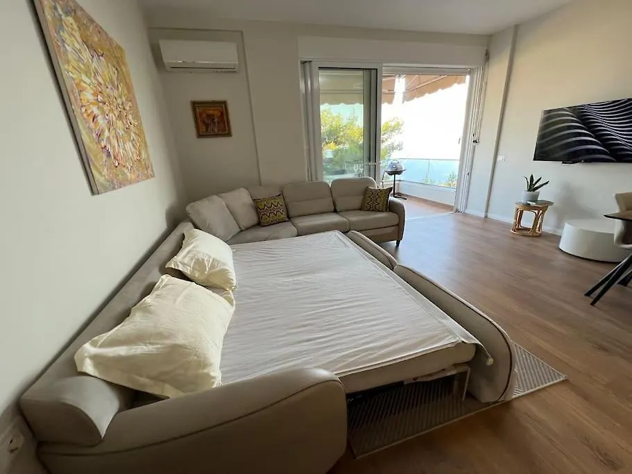 Queen Bed With The Best View! Sarande Apartment