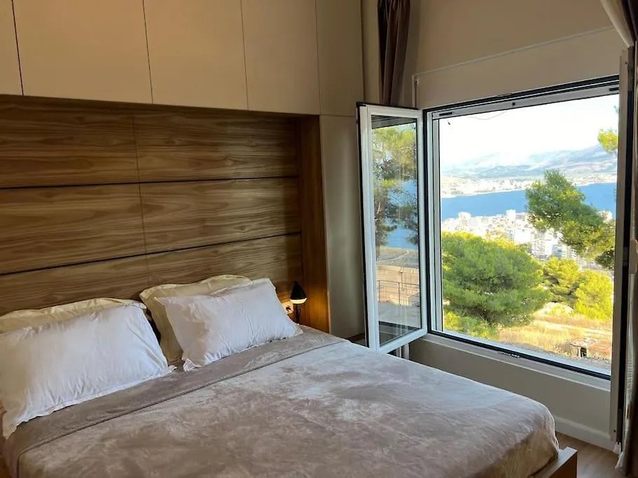 Queen Bed With The Best View! Sarande Apartment