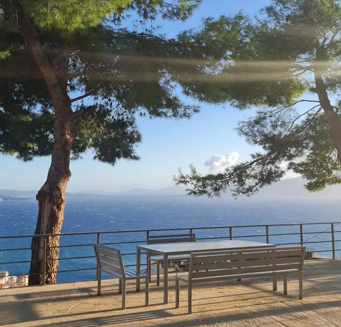 Queen Bed With The Best View! Sarande Apartment